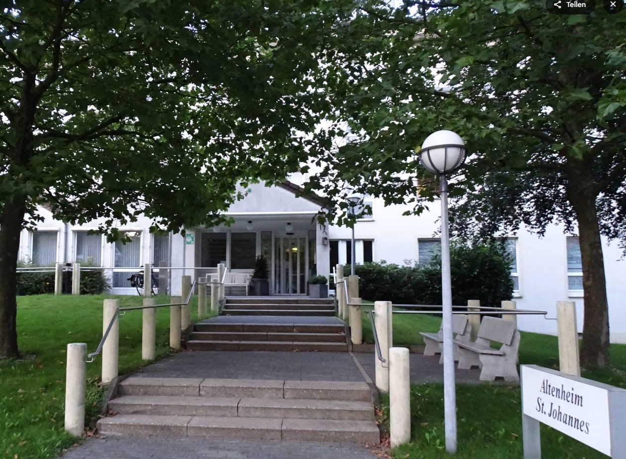 Altenheim St. Johannes – Außenansicht 1